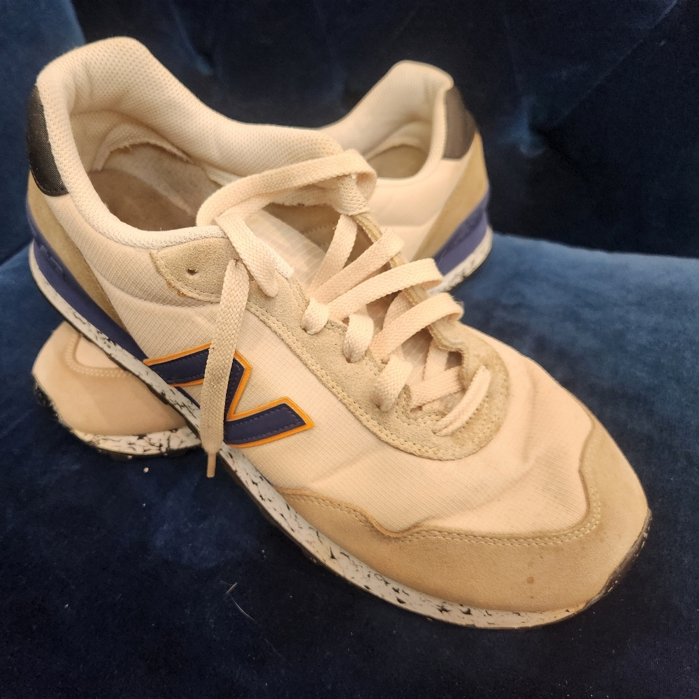 New Balance 515 retro shoes